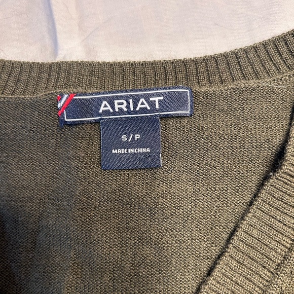 Ariat sweater size S - Picture 4 of 5